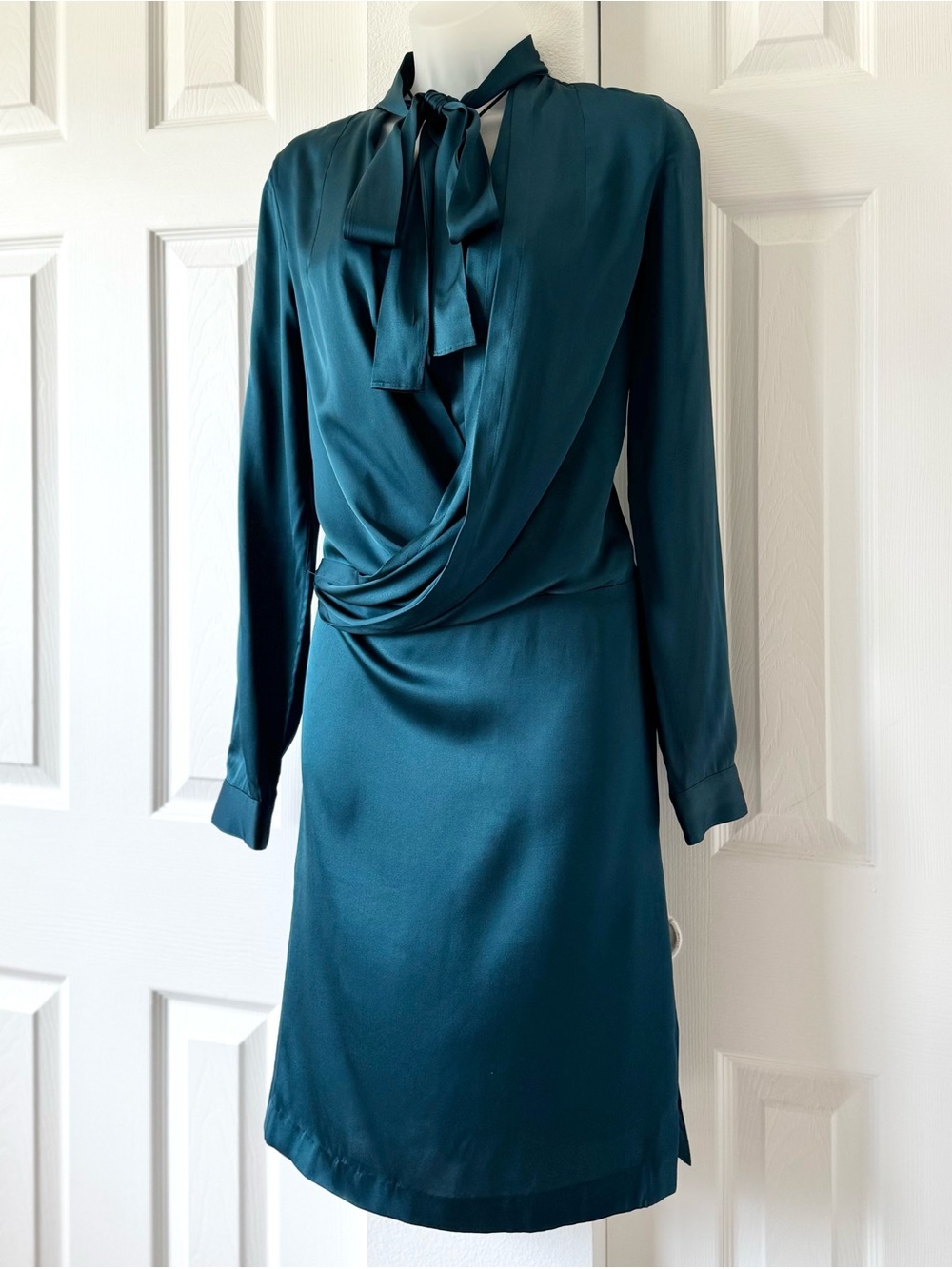 mid 2000s DVF Teal Silk Drape Neck Tie Dress size 6